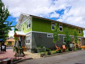 Standard Suite, Ensuite (RL Stevenson) | Bathroom