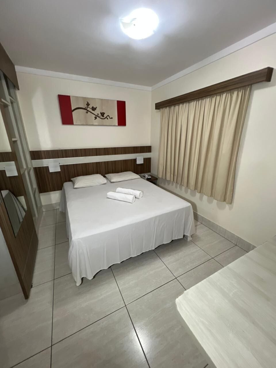 Apartamento básico | 1 quarto, Wi-Fi de cortesia, individualmente mobiliados