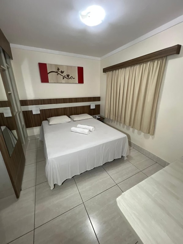 Basic Apartment | 1 bedroom, individually furnished, free WiFi