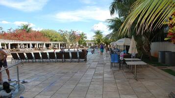 Basic Studio Suite, 1 Bedroom, Courtyard View | Outdoor dining