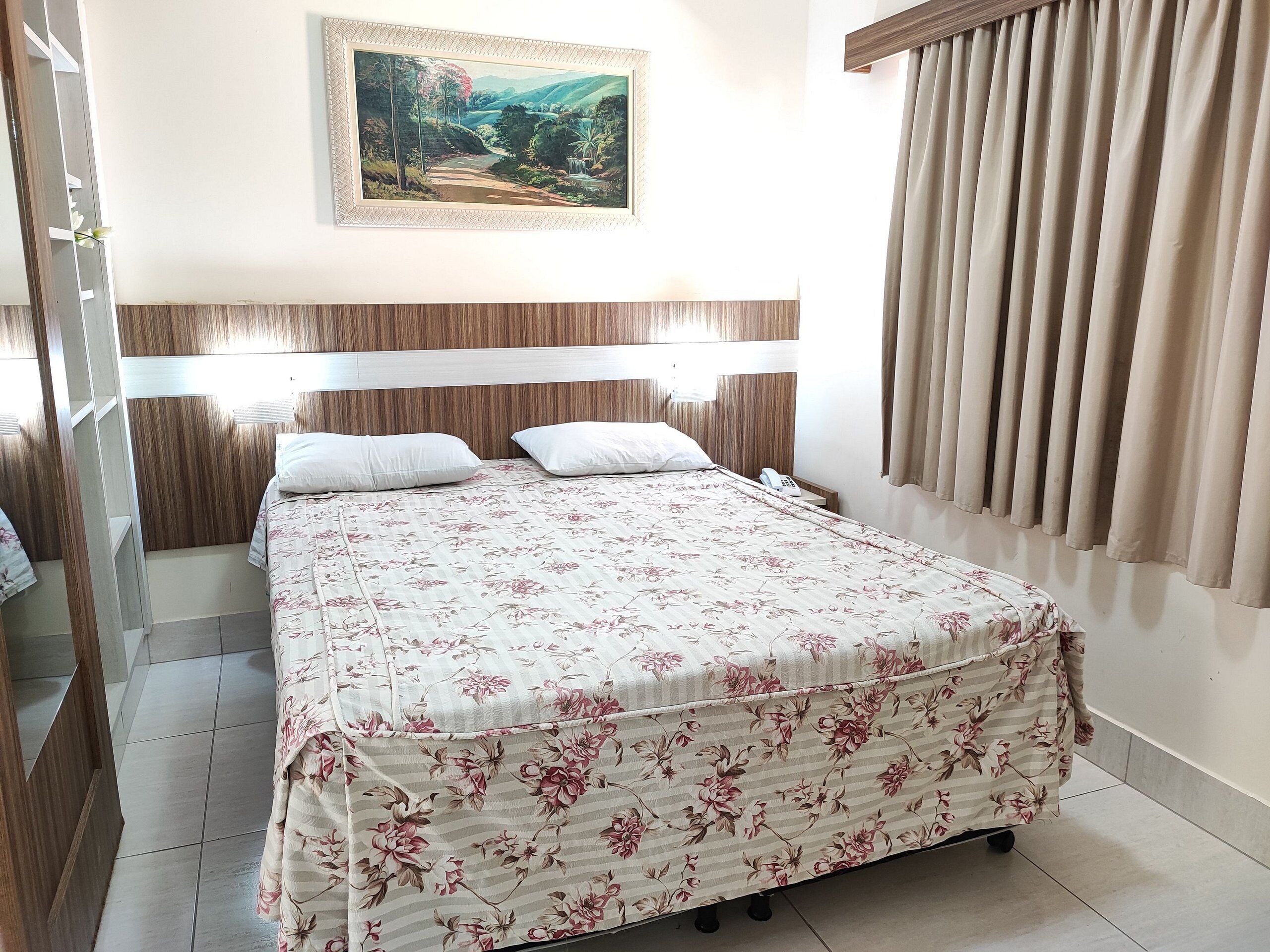 Basic Apartment | 1 bedroom, individually furnished, free WiFi, bed sheets