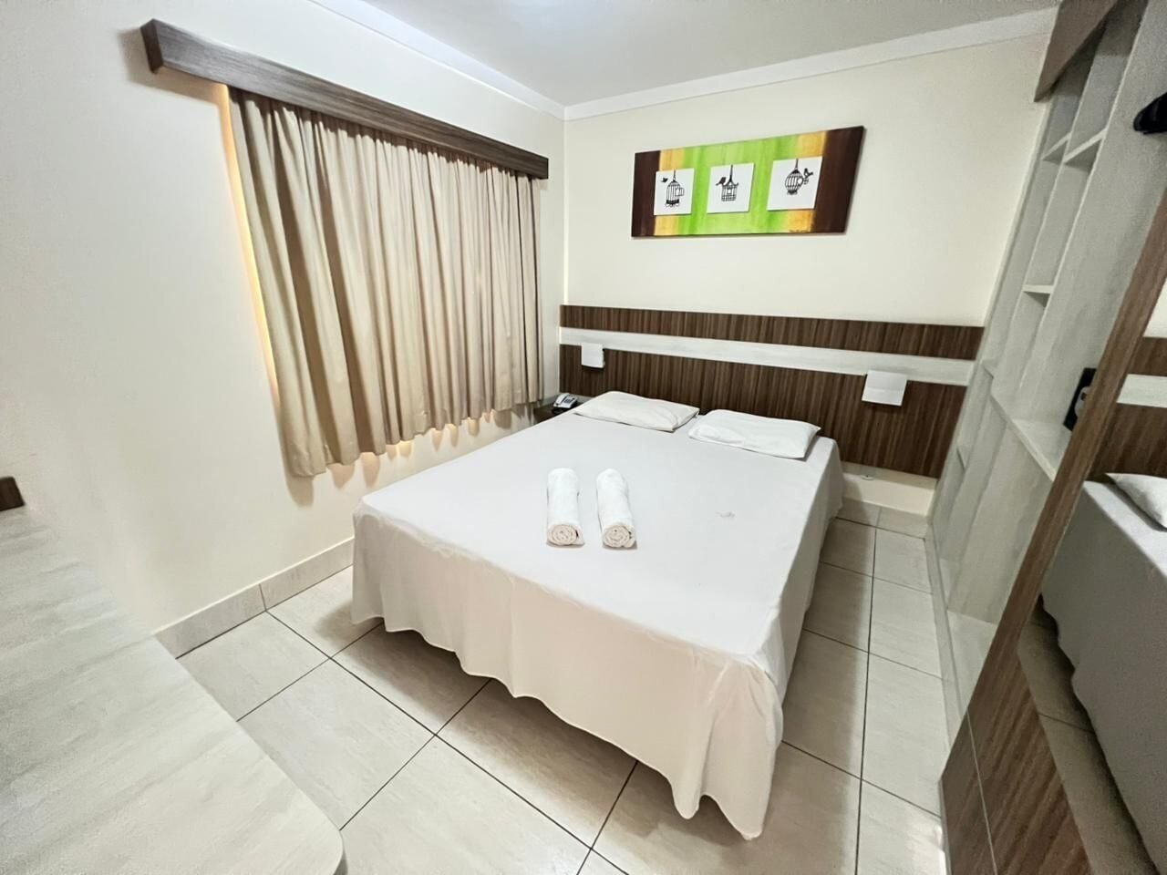 1 bedroom, individually furnished, free WiFi