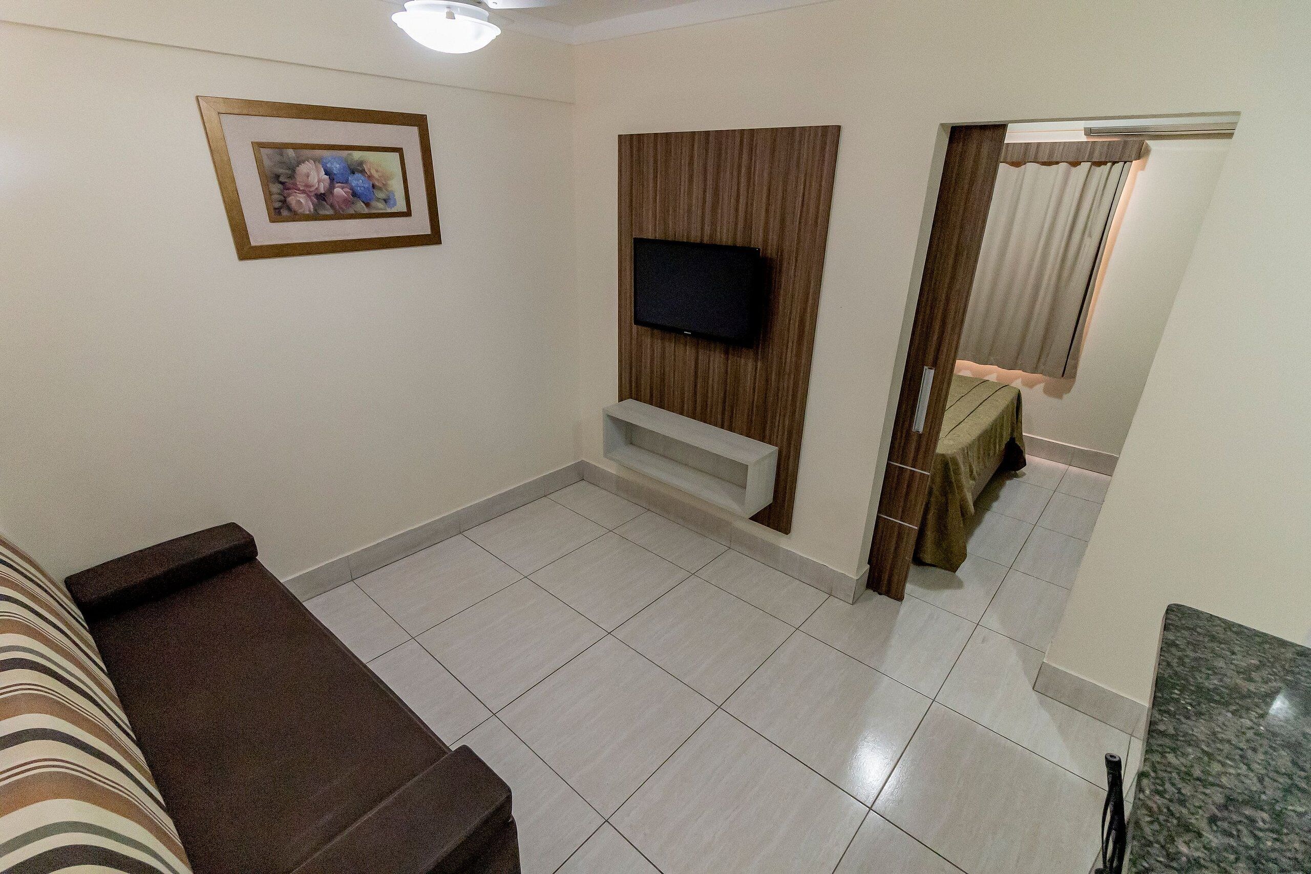 Estudio básico | 1 dormitorio, mobiliario individual, wifi gratis y ropa de cama