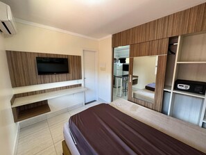 Eenvoudig appartement | 1 slaapkamer, individueel gemeubileerd, gratis wifi, beddengoed