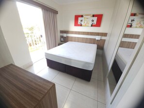 Apartamento básico | 1 quarto, frigobar, cofres nos quartos, cortinas blackout