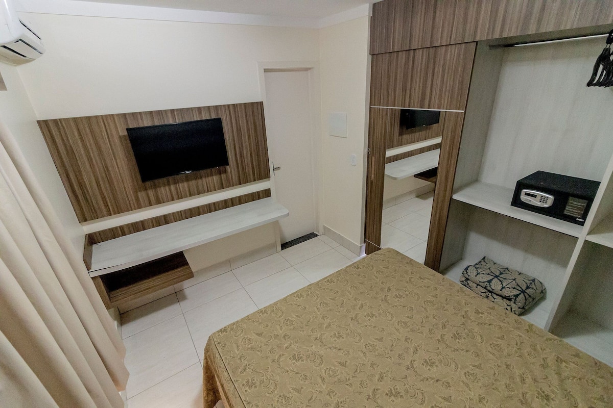 Basic Apartment | 1 bedroom, minibar, in-room safe, blackout drapes