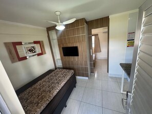 Basic-Apartment | 1 Schlafzimmer, Minibar, Zimmersafe, Verdunkelungsvorhänge