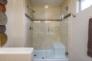 Condo, 2 Bedrooms | Bathroom | Hair dryer, towels - Raintree 2 Bedroom Condo by RedAwning (Scottsdale)