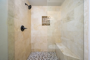 Condo, 2 Bedrooms | Bathroom | Hair dryer, towels, shampoo - Signature Ii 2 Bedroom Condo (Scottsdale)