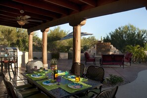 House, 4 Bedrooms | Outdoor dining - Casa Saguaro 4 Bedroom Home by RedAwning (Cave Creek)
