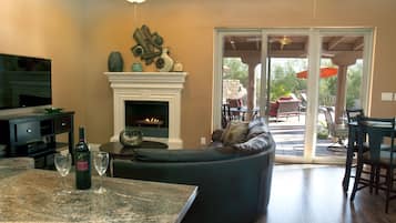 House, 4 Bedrooms | Interior