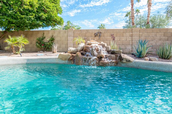 House, 4 Bedrooms | Pool | Outdoor pool