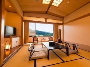 Japanese Style Room for 4 Pax, Private Bathroom | In-room safe, desk, blackout curtains, free WiFi