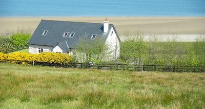Stunning Beachfront Cottage Ballybunion