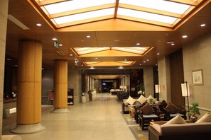 บริเวณนั่งเล่นที่ล็อบบี้