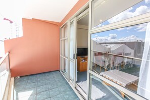 Appartement, 2 slaapkamers, uitzicht op de stad | Balkon