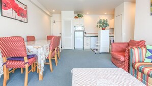 Unclassified image, 2 of 21, button - Imperial Garden 2 Bedroom Apartment (Auckland)