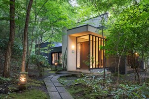 烏兎庵 | デスク、WiFi (無料)、ベッドシーツ