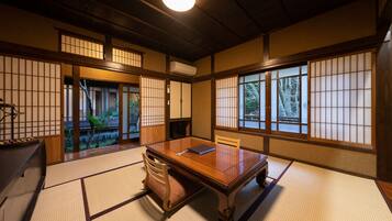 Japanese-Style Standard Room, Without Bath (Setsuanrou) | Desk, free WiFi, bed sheets