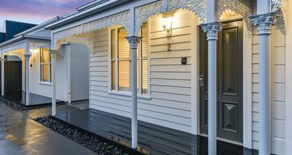 Aloha Luxury Central Apartments