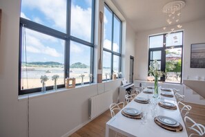 تناول الطعام