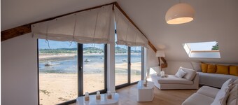 A boathouse on the Beach, sea view, 4 bedrooms