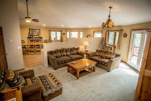 TV, fireplace, DVD player, table tennis - Spectacular Tree house! Amazing Views!! (Pagosa Springs)