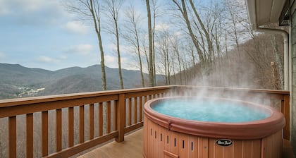 Falcon Ridge - Vuoristomaisemat kaikissa huoneissa, kylpytynnyri, 2 kannet, WiFi, AC, 5-tähteä