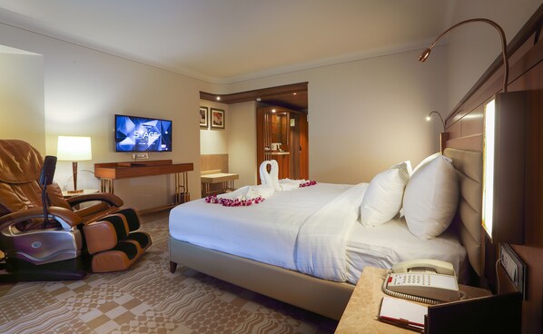 Executive-Doppelzimmer, 1 King-Bett | Minibar, Zimmersafe, Schreibtisch, Bügeleisen/Bügelbrett