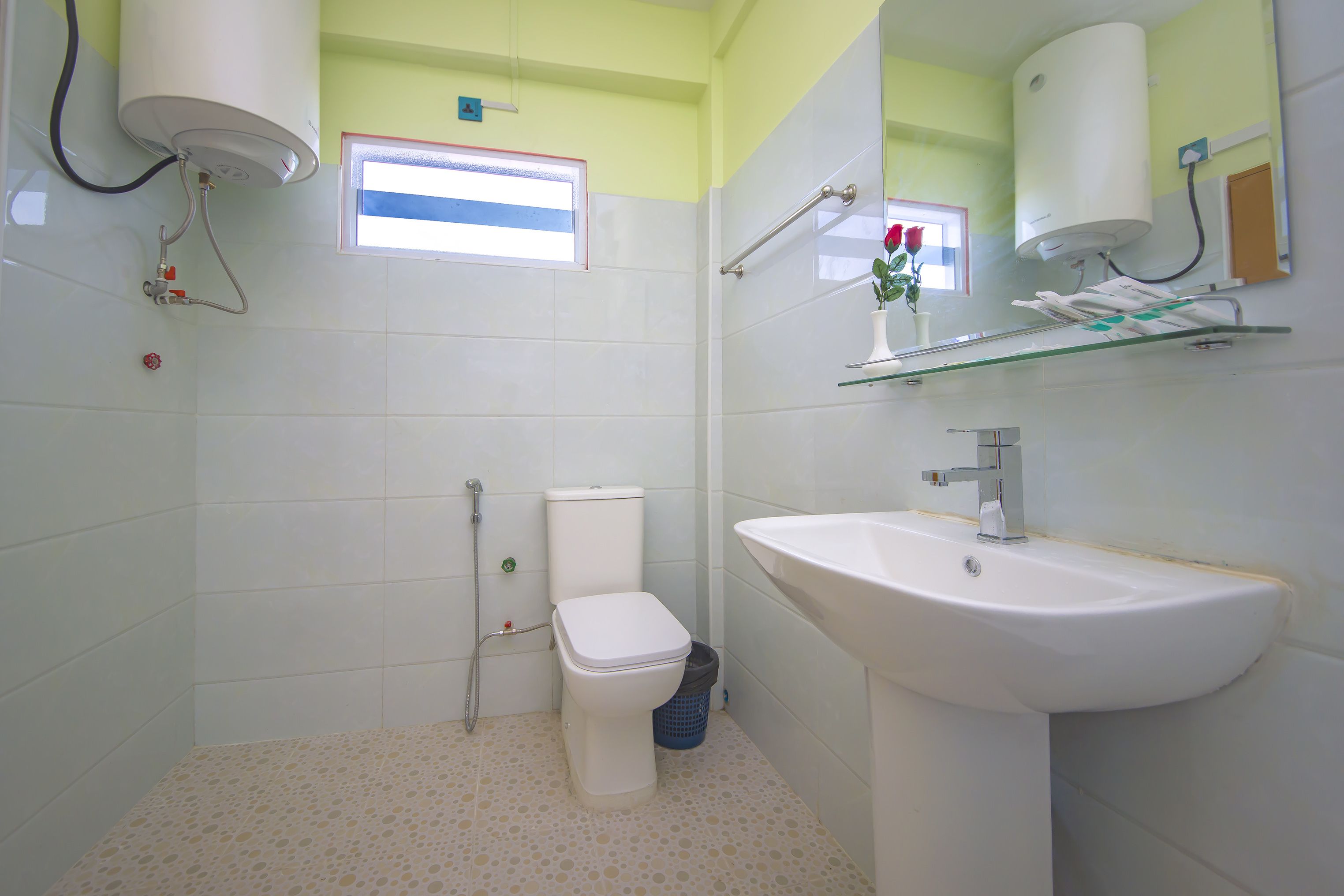 in-room safe, desk, soundproofing, free wifi