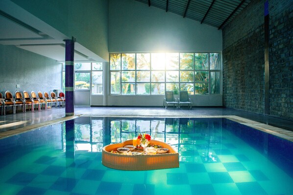 Outdoor pool - The Fern Surya Resort Dharampur, Kasauli Hills, Series by Marriott (Kasauli)