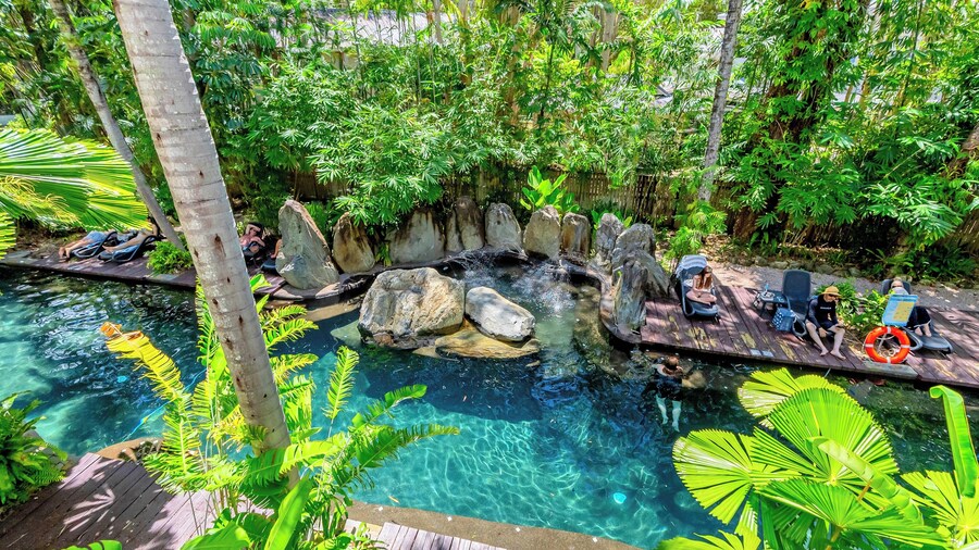 Elysium Private Apartments at The Beach Club