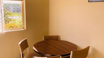 Comfort Triple Room | Living room