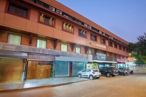 Exterior - Treebo Anam International (Mumbai)