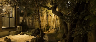 ZEN VAGUE - Hostel