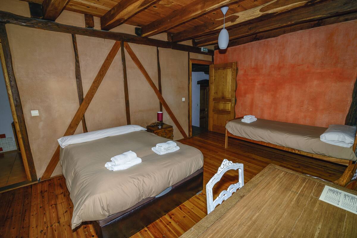 Standard Room (Abuela) | Free cots/infant beds, free WiFi