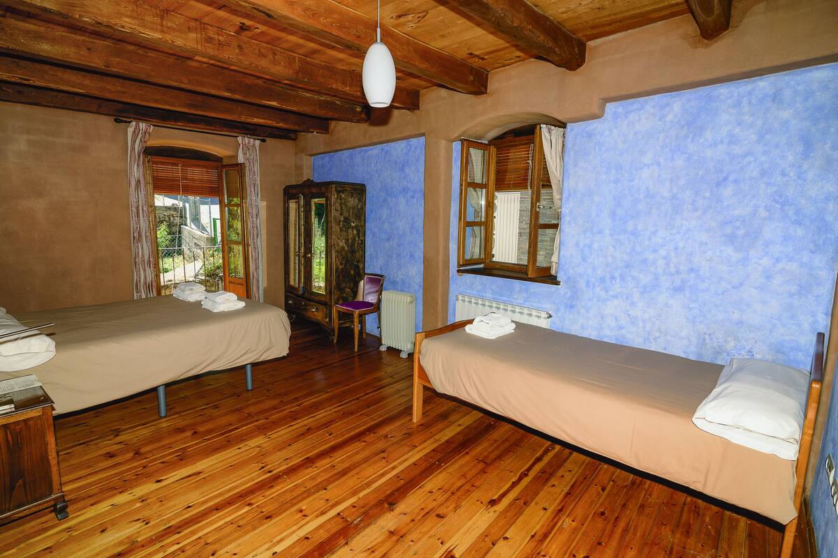 Standard Room (Gabino) | Free cots/infant beds, free WiFi