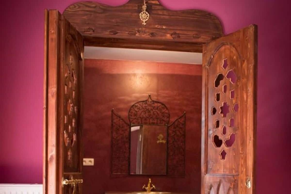 Doppelzimmer, eigenes Bad (Orientale avec Balcon) | Waschbecken im Bad