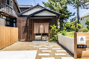 Exterior - Nihon Iro (Shizuoka)