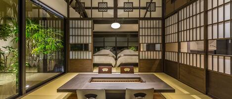 Private Vacation Home (CHIGUSA) | Living room | Flat-screen TV