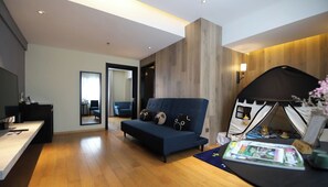 Family Suite | Premium bedding, minibar, blackout drapes, soundproofing - Huangshan Yeechoi Hotel (Huangshan)