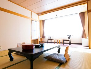 Superior Japanese Style Room | Free WiFi - Ashinomaki Prince Hotel (Aizuwakamatsu)