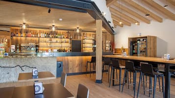 Bar (in der Unterkunft)