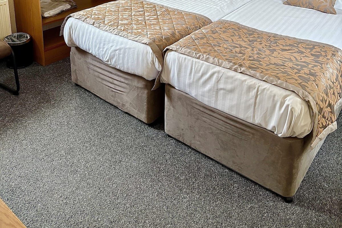 In-room safe, desk, soundproofing, iron/ironing board