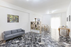 TV de tela plana 24 polegadas com canais digitais, TV