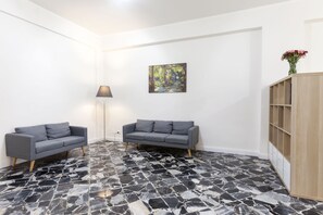 Lobby sitting area - B&B La Primula (Pompei)