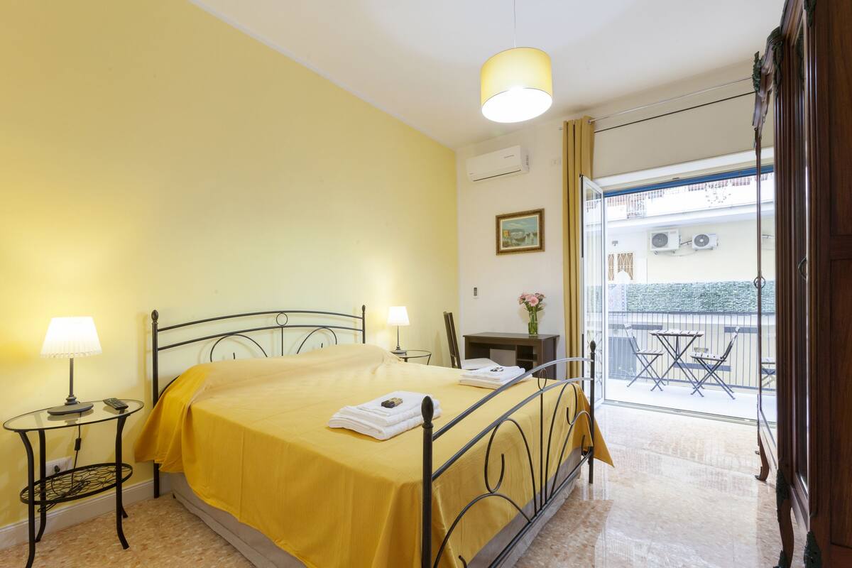 Premium bedding, down comforters, memory foam beds, desk