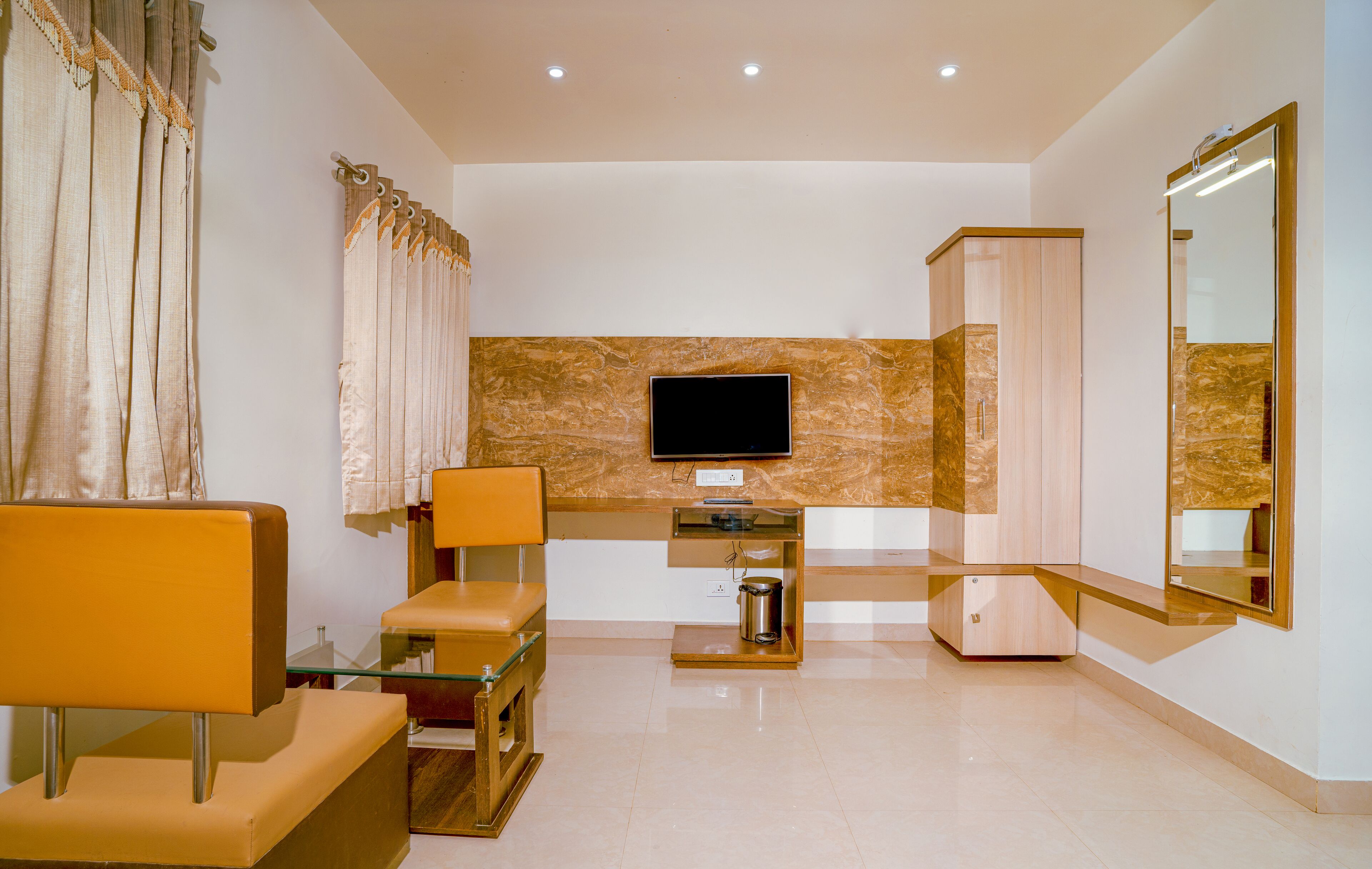 Family Suite, 1 King Bed, Non Smoking, City View | Desk, soundproofing, iron/ironing board, rollaway beds