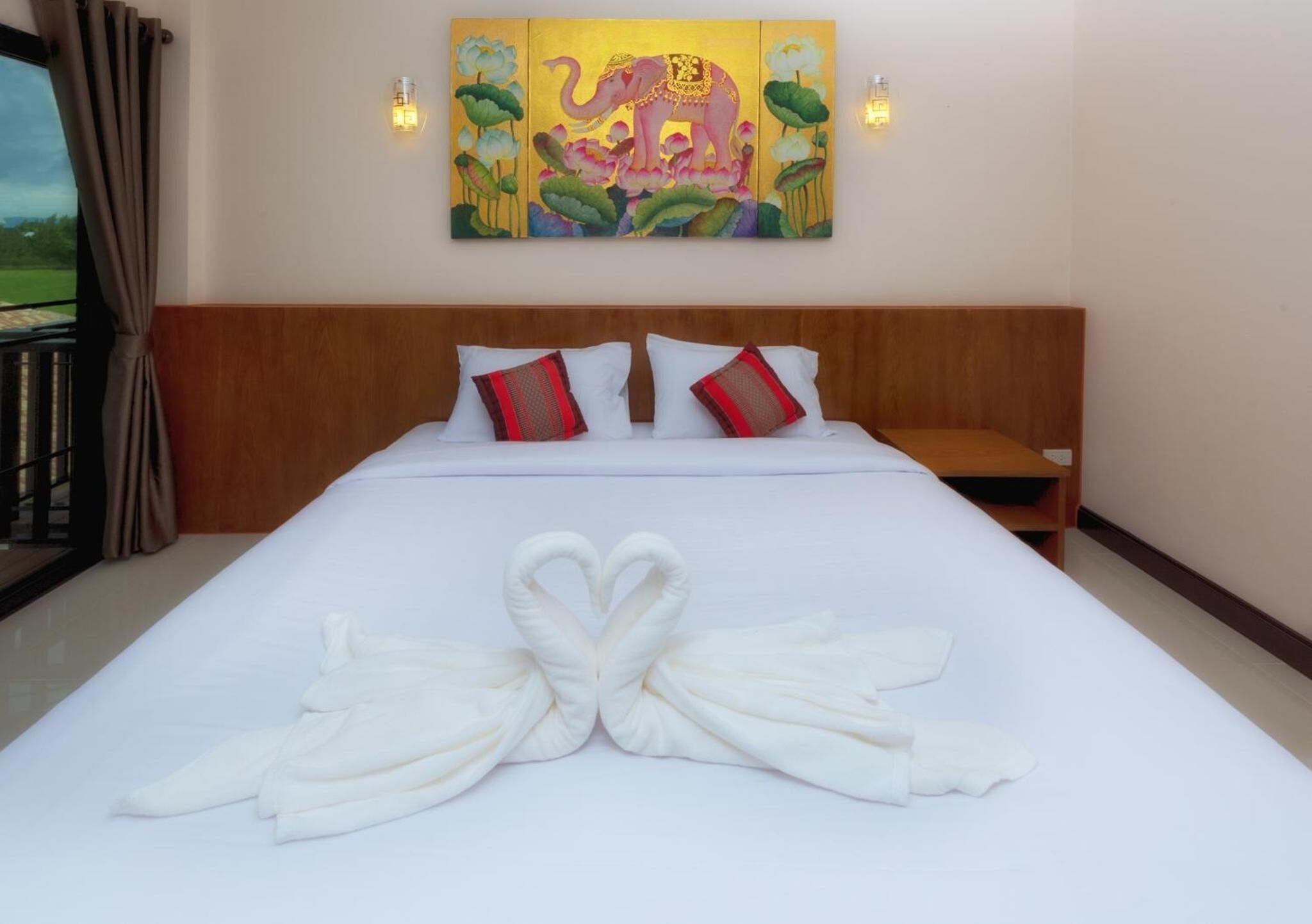 desk, blackout curtains, rollaway beds, free wifi