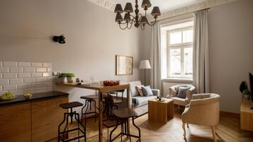 Superior Apartment, 1 Bedroom | Living area